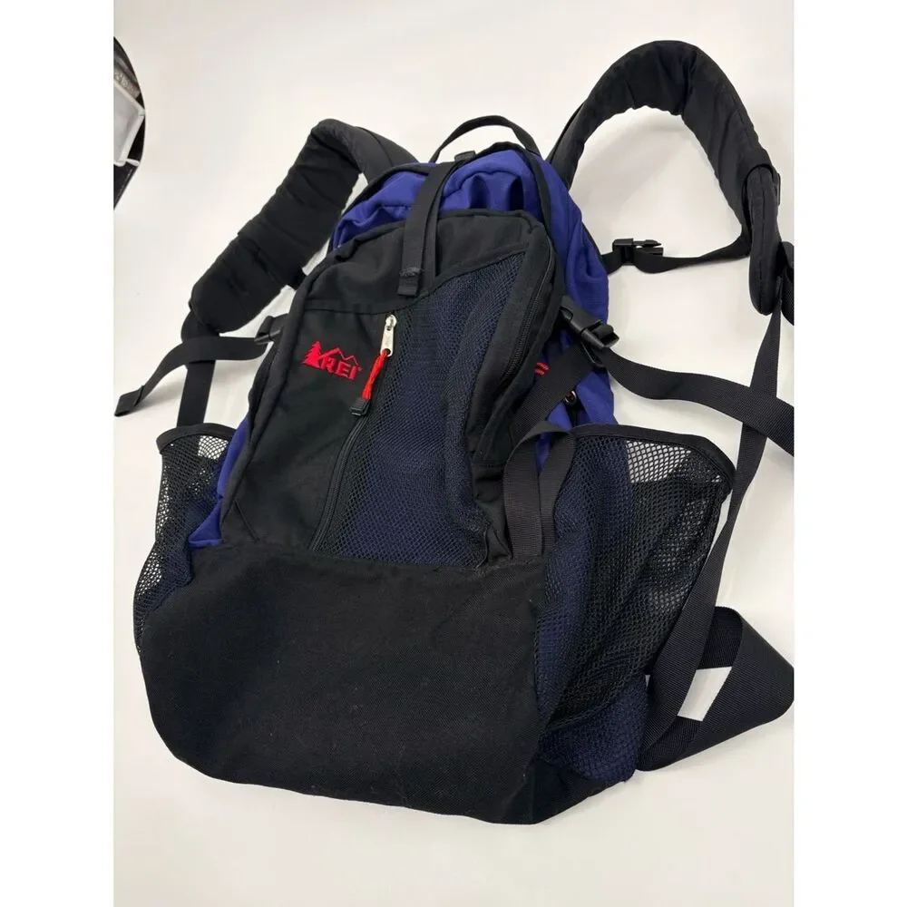 REI vintage Black & Blue Hiking Backpack